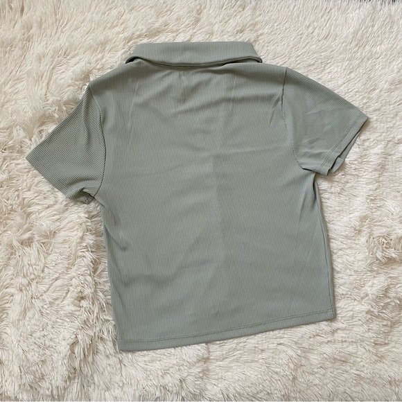 Soft Ribbed Button Up Top - Picture 2 of 2